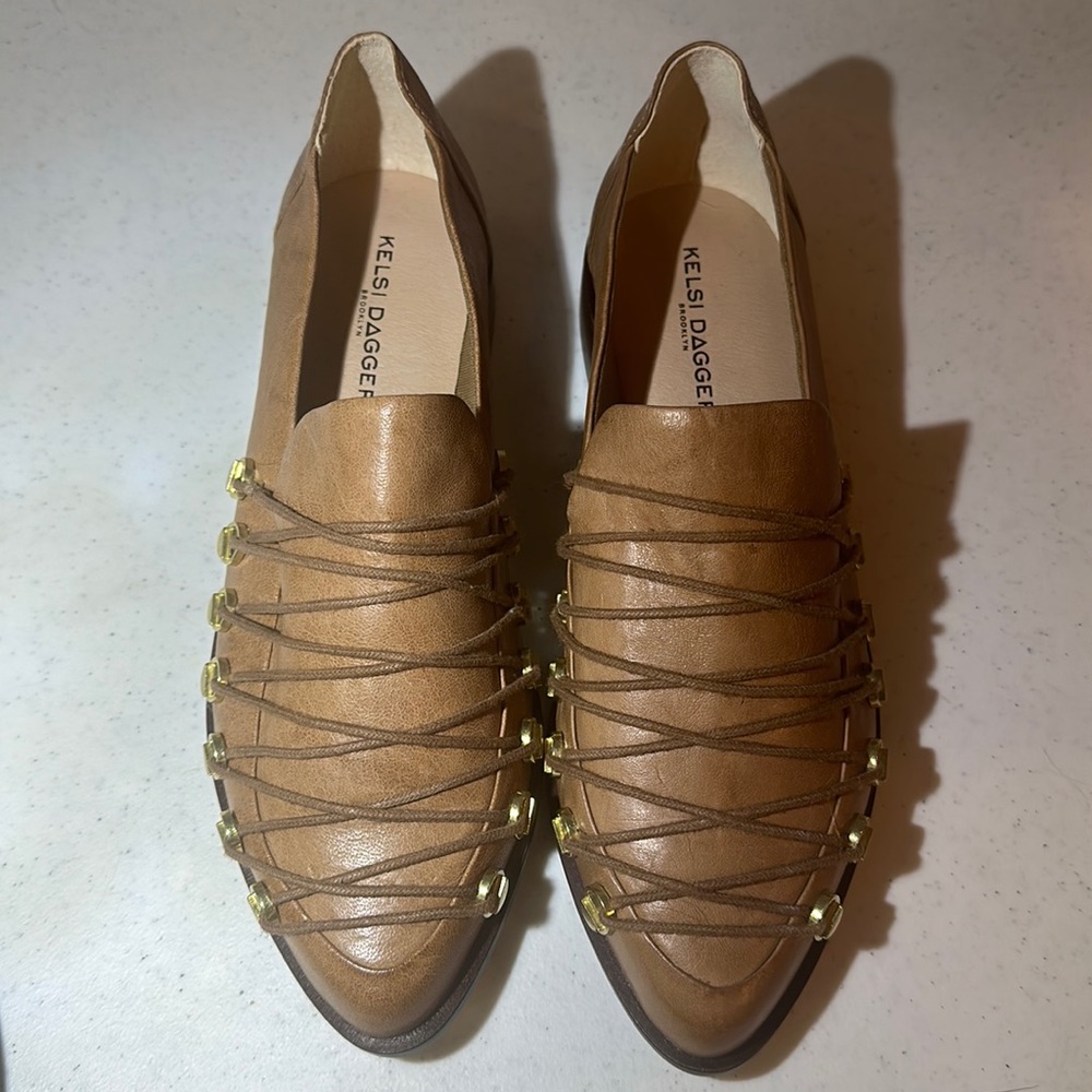 Kelsi Dagger Leather Flat loafers